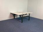 2 x Bench bureau Ahrend Balance, wit/zwart, 160 x 170 cm.