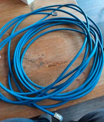 Cat 6A U/UTP Kabel 8,5m + RJ45 Stekker beschikbaar voor biedingen