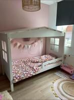Prachtig wit huisje / kasteel / bed ️☘️, Ophalen, 85 tot 100 cm, Zo goed als nieuw, Matras