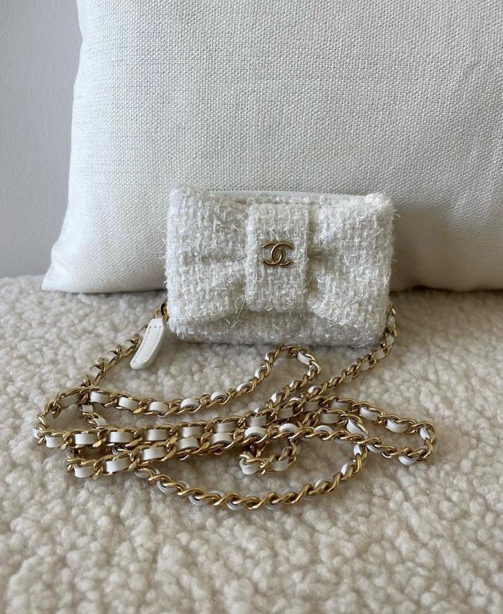 Chanel tas(je) authentiek zeer uniek exemplaar, Sieraden, Tassen en Uiterlijk, Tassen | Damestassen, Nieuw, Schoudertasje, Zwart