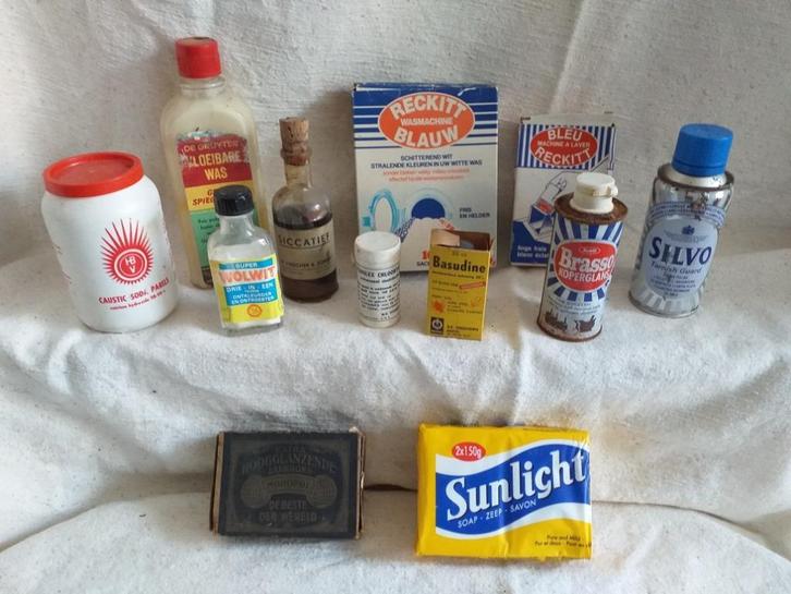 MEMORABILIA uit het KEUKENKASTJE van GROOTMOEDER, Antiek en Kunst, Antiek | Keukenbenodigdheden, Ophalen of Verzenden