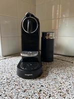 Nespresso koffiemachine met melkopschuimer, Ophalen, Gebruikt
