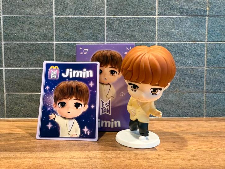 BTS Tiny Tan Jimin figure nieuw in doos, Verzamelen, Muziek, Artiesten en Beroemdheden, Nieuw, Pop, Beeldje of Miniatuur, Ophalen of Verzenden