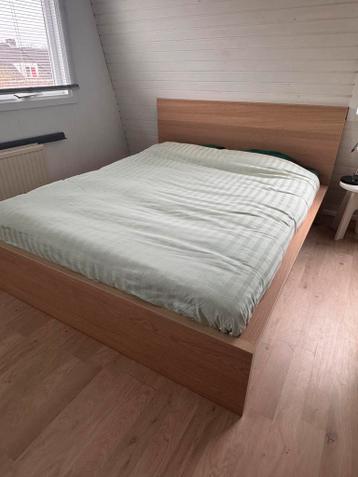Ikea Malm bed 160x200 - incl. lattenbodem + matras - afbeelding 1
