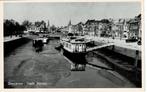 gel 1957 Zierikzee woonboten vallen droog in Oude Haven, Verzamelen, Ansichtkaarten | Nederland, 1940 tot 1960, Zeeland, Gelopen
