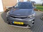 Kia Stonic 1.0 T-gdi Mhev 100pk 2021 Grijs, Auto's, Kia, Voorwielaandrijving, 450 kg, 49 €/maand, Origineel Nederlands