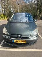 Peugeot 807 2.0 16V AUT 2006 Grijs, Auto's, Peugeot, 8 stoelen, 4 cilinders, 1634 kg, Particulier