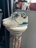 UGG Tye Sneakers size 38, Verzenden, Zo goed als nieuw, Sneakers of Gympen