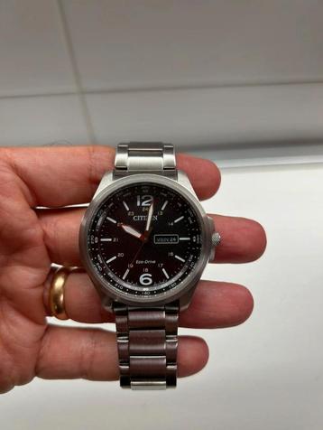 Citizen AW0110-82E zo goed als nieuw !
 beschikbaar voor biedingen