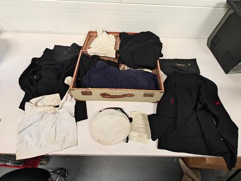Oud Uniform Marine + accessoires (1958), Verzamelen, Militaria | Algemeen, Marine, Kleding of Schoenen, Nederland, Ophalen
