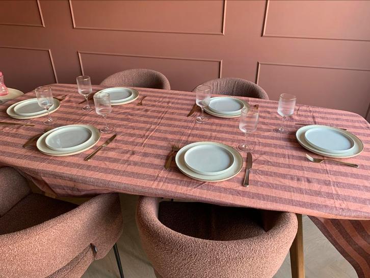 Mooie beige - taupe kleurige borden, Huis en Inrichting, Keuken | Servies, Zo goed als nieuw, Bord(en), Overige stijlen, Ophalen