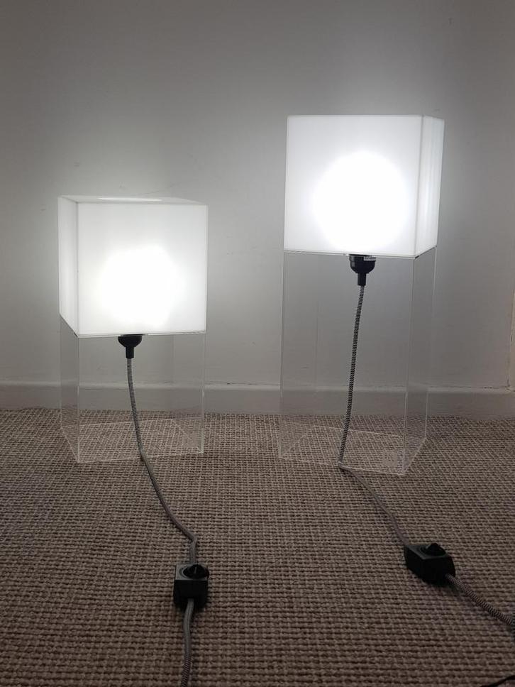 HK Living lampen. Helder en wit plexiglas, Huis en Inrichting, Lampen | Tafellampen, Zo goed als nieuw, Minder dan 50 cm, Ophalen of Verzenden