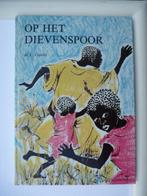 Op het dievenspoor - M.C. Capelle, Ophalen of Verzenden, Gelezen, Fictie algemeen