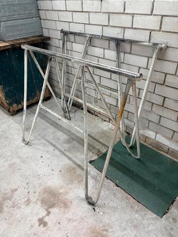 Schragen 2 stuks beschikbaar voor biedingen