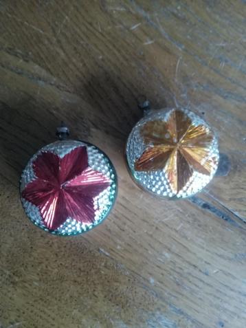 2 zeer mooie antieke glazen kerstballen1 rood 1 oranje beschikbaar voor biedingen