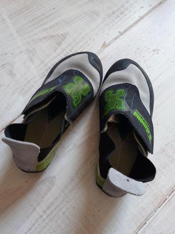 kinder klimschoenen van merk Simond beschikbaar voor biedingen