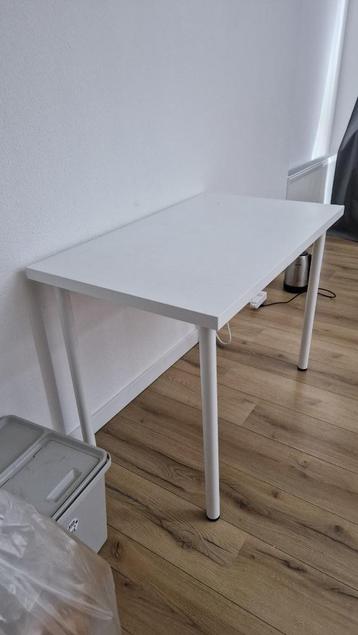 table 100x60x74 cm beschikbaar voor biedingen
