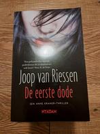 De eerste dode - Joop van Riessen, Boeken, Ophalen of Verzenden, Zo goed als nieuw, Joop van Riessen, Nederland