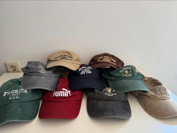 9 Streetwear Petten – €5,50 per stuk / €45 voor de set  beschikbaar voor biedingen