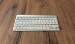 Apple Toetsenbord A1314, Ophalen of Verzenden, Zo goed als nieuw, Draadloos, Qwerty