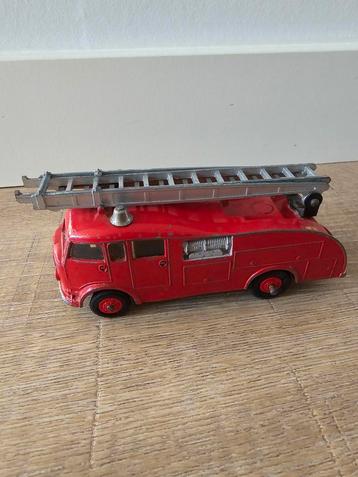 Prachtige Dinky SuperToys Fire Engine 955 Meccano LTD €25 !!