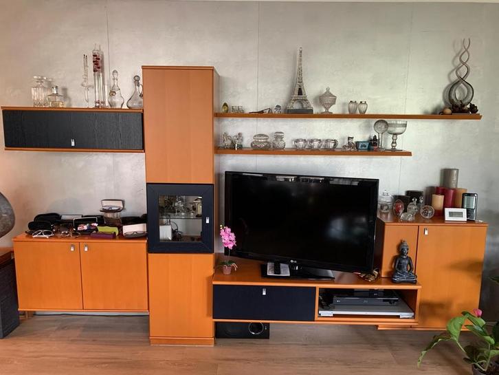 Interstar Wandmeubel met zwevend effect, Huis en Inrichting, Kasten | Televisiemeubels, Gebruikt, 200 cm of meer, 200 cm of meer