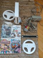 Wii Nintendo met Mario kart, Spelcomputers en Games, Spelcomputers | Nintendo Wii, Ophalen of Verzenden, Zo goed als nieuw, Met 2 controllers