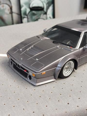 MiniChamps 1/18 BMW M1 E26 Procar Ombouw beschikbaar voor biedingen