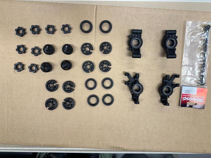 Traxxas X-Maxx onderdelen, Hobby en Vrije tijd, Modelbouw | Radiografisch | Auto's, Auto offroad, Ophalen