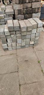 Gratis tegels!!, Tuin en Terras, Ophalen, Gebruikt, 10 m² of meer, Beton