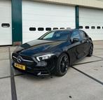 Mercedes-Benz A-Klasse A 200 163pk AMG Night | Pano | Sfeer, 15 km/l, 74 €/maand, Zwart, 4 cilinders