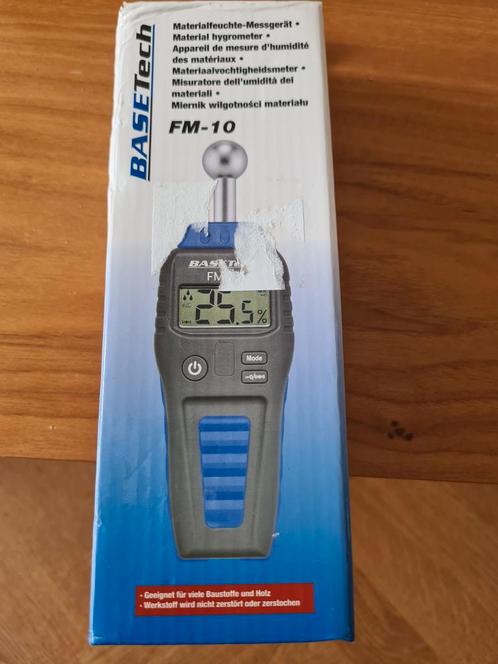 BASETech FM-10 Materiaalvochtmeter - Nieuw in doos, Doe-het-zelf en Verbouw, Meetapparatuur, Nieuw, Vocht of Vloeistof, Ophalen of Verzenden