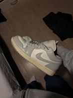 Jordan 1 Low - Maat 41 - Zeer Goede Staat!, Kleding | Heren, Schoenen, Ophalen, Wit, Sneakers of Gympen, Gedragen