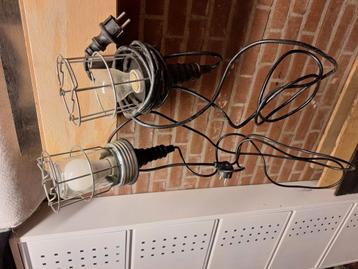 Looplamp 2 stuks  beschikbaar voor biedingen