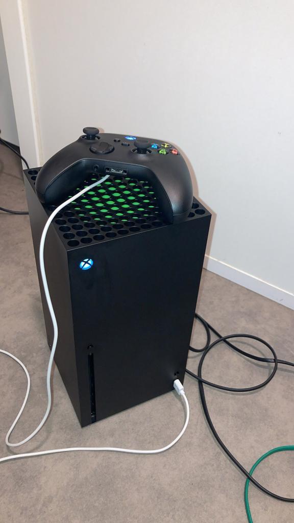 Xbox Series X - Krachtige Console!, Spelcomputers en Games, Spelcomputers | Xbox Series X en S, Zo goed als nieuw, Xbox Series X