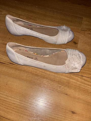 Tozzi Ballerina's - Maat 42 - Beige beschikbaar voor biedingen