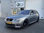 BMW 525 i 5-Serie 3.0 272pk LCI 18" M-Sportpakket *Perfect o, Auto's, BMW, Automaat, USB, Beige, Zilver of Grijs