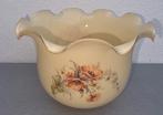Vintage glazen lampenkap met bloemmotief, Huis en Inrichting, Lampen | Lampenkappen, 25 tot 50 cm, Crème, Ophalen of Verzenden