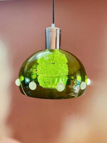 Prachtige Seventies hanglamp beschikbaar voor biedingen