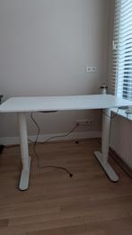 Ikea elektrisch zit sta bureau (wit 120x80), Huis en Inrichting, Bureaus, Ophalen, In hoogte verstelbaar, Zo goed als nieuw, Stabureau