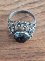Antieke Zilveren Ring met grote granaat., Ophalen of Verzenden, Zilver