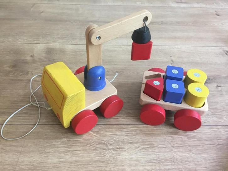 Fantastische houten takelwagen met blokjes, Kinderen en Baby's, Speelgoed | Houten speelgoed, Zo goed als nieuw, Ophalen of Verzenden