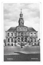 955107	Maastricht	Stadhuis	1935	Gelopen met postzegel, Gelopen, Ophalen of Verzenden, Limburg