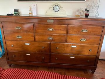Houten Dressoir met Lades 158x92x48 beschikbaar voor biedingen