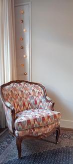 Bergère-fauteuil in Lodewijk XV-stijl notenhout, Huis en Inrichting, Fauteuils, Ophalen, Hout, Gebruikt, Lodewijk XV-stijl