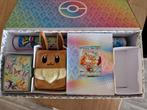 Pokemon prismatic evolutions box zonder packs, Hobby en Vrije tijd, Verzamelkaartspellen | Pokémon, Ophalen of Verzenden
