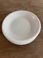 4 Diepe borden rondo van ikea 19cm, Huis en Inrichting, Keuken | Servies, Ophalen of Verzenden, Zo goed als nieuw, Bord(en), Overige stijlen