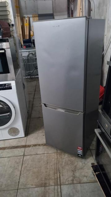 Inventum koelkast +/- 145 cm hoog. beschikbaar voor biedingen