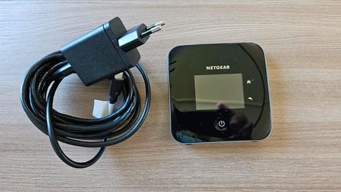 NETGEAR Nighthawk M2 MR2100 - Mifi Router - 4G+ - WiFi 5, Computers en Software, Routers en Modems, Gebruikt, Ophalen of Verzenden