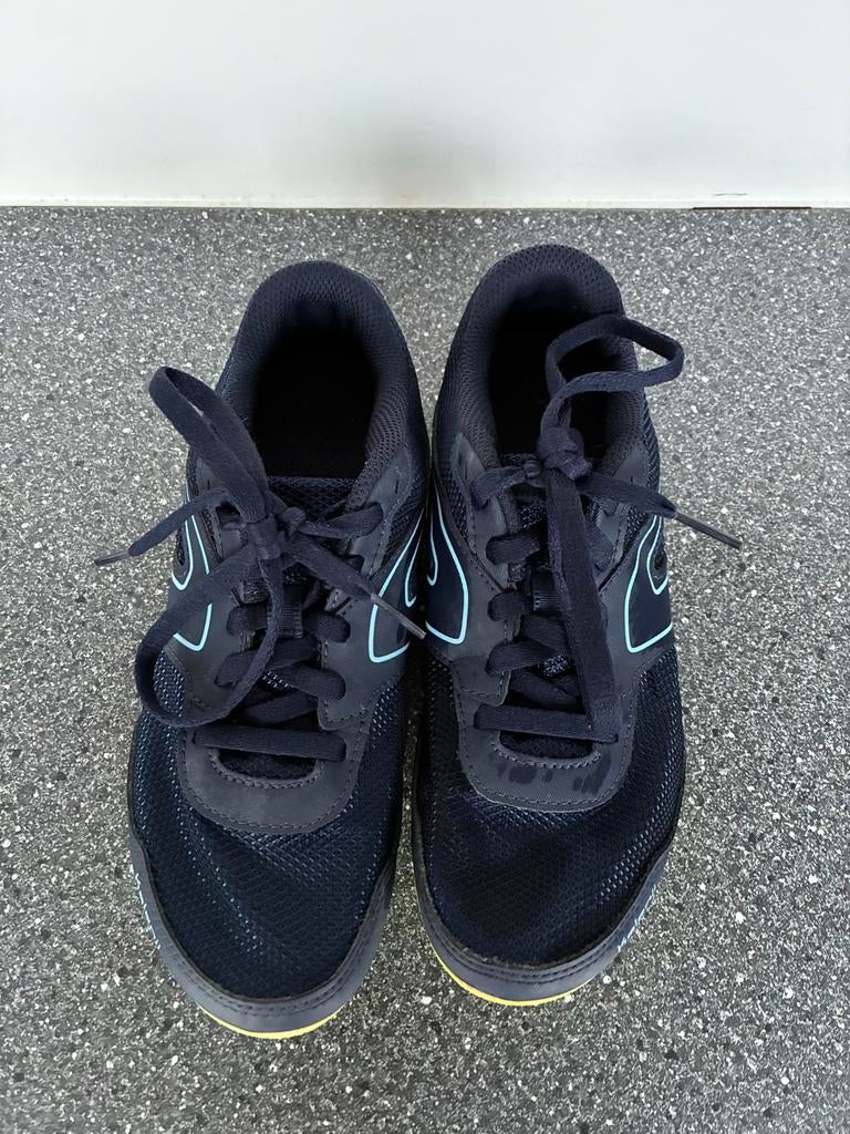 KALENJI Atletiek Spikes Maat 35, Sport en Fitness, Loopsport en Atletiek, Ophalen of Verzenden, Zo goed als nieuw, Spikes, Overige merken